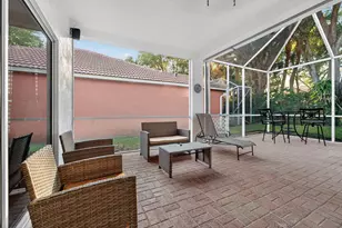 8063 Via Hacienda, Riviera Beach, FL 33418 - Photo 19