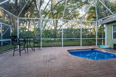8063 Via Hacienda, Riviera Beach, FL 33418 - Photo 23