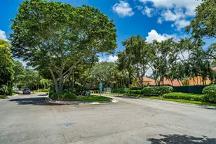8063 Via Hacienda, Riviera Beach, FL 33418 - Photo 41