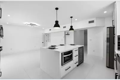 1410 Beta Court N, Lake Clarke Shores, FL 33406 - Photo 23