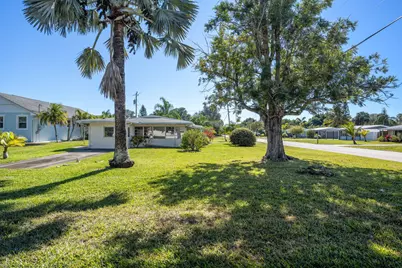 1490 3rd Court, Vero Beach, FL 32960 - Photo 17