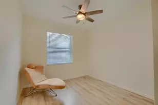 1225 E Magnolia Cir, Delray Beach, FL 33445 - Photo 9