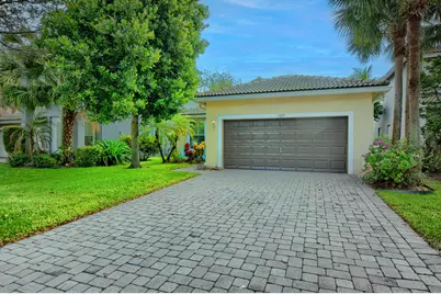 1225 E Magnolia Circle, Delray Beach, FL 33445 - Photo 1