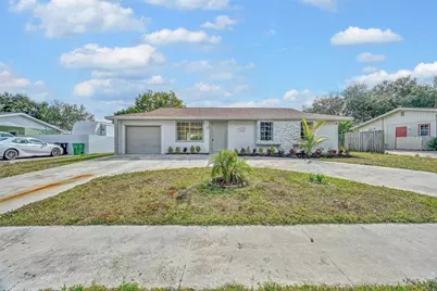 434 NE Electra Avenue, Port Saint Lucie, FL 34983 - Photo 1