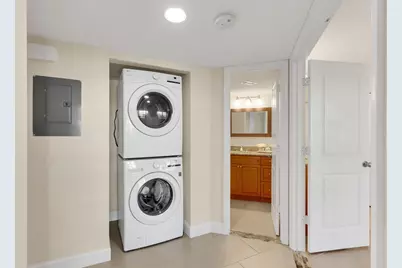 1558 SE Royal Green Circle #101, Port Saint Lucie, FL 34952 - Photo 15