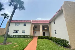 138 Lake Frances Dr, West Palm Beach, FL 33411 - Photo 13