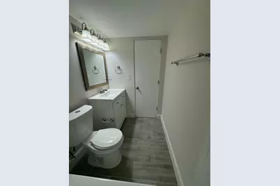 2700 Vandiver Drive #10d, West Palm Beach, FL 33409 - Photo 5