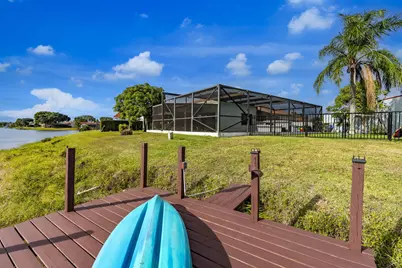 8321 Bonita Isle Dr Drive, Lake Worth, FL 33467 - Photo 7