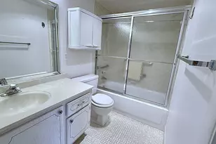 3082 Oakridge U, Deerfield Beach, FL 33442 - Photo 23