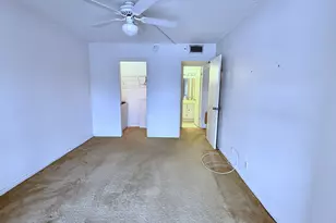 3082 Oakridge U, Deerfield Beach, FL 33442 - Photo 27