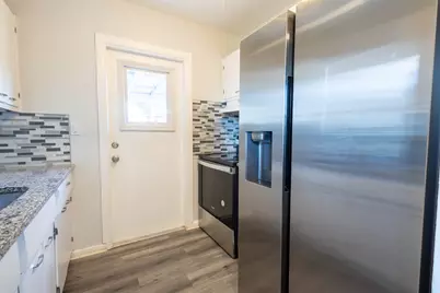 161 SE Bonita Court, Port Saint Lucie, FL 34983 - Photo 5