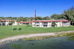 352 Lake Frances Dr, West Palm Beach, FL 33411 - Photo 33