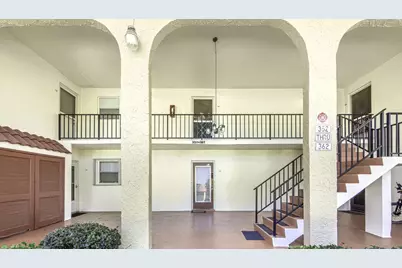 352 Lake Frances Drive, West Palm Beach, FL 33411 - Photo 3