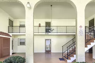 352 Lake Frances Dr, West Palm Beach, FL 33411 - Photo 3