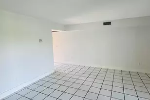 1021 Adams Ave, Homestead, FL 33034 - Photo 7