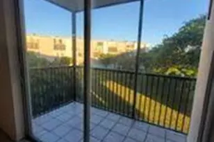 8750 N Sherman Cir, Miramar, FL 33025 - Photo 15