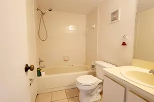 8750 N Sherman Cir, Miramar, FL 33025 - Photo 21