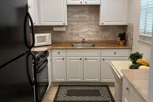 504 Davis Rd, Palm Springs, FL 33461 - Photo 3