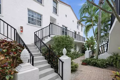 1155 Lake Shore Drive #202, West Palm Beach, FL 33403 - Photo 3