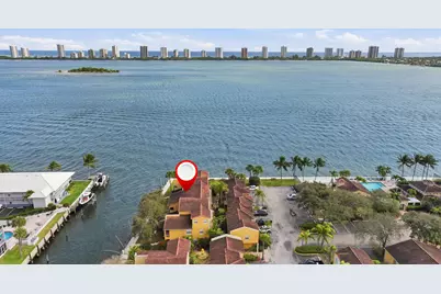 1155 Lake Shore Drive #202, West Palm Beach, FL 33403 - Photo 1