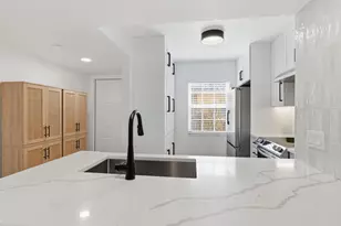 1155 Lake Shore Dr, West Palm Beach, FL 33403 - Photo 11