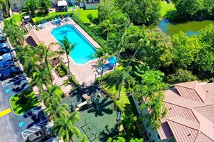 297 Lake Monterey Cir, Boynton Beach, FL 33426 - Photo 3