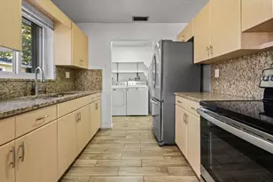 3443 NE 3rd Ave, Oakland Park, FL 33334 - Photo 29