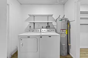 3443 NE 3rd Ave, Oakland Park, FL 33334 - Photo 19