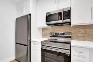 3402 Gardens E Dr, Palm Beach Gardens, FL 33410 - Photo 3