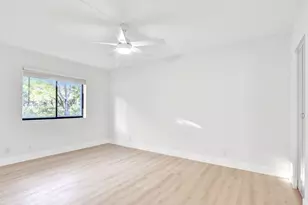 3402 Gardens E Dr, Palm Beach Gardens, FL 33410 - Photo 13