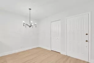 3402 Gardens E Dr, Palm Beach Gardens, FL 33410 - Photo 7