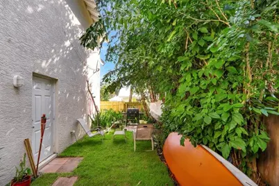 516 NW North River Drive, Stuart, FL 34994 - Photo 5