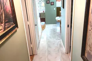 1042 N Dr Dr, Delray Beach, FL 33445 - Photo 17