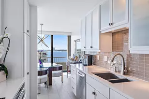 5510 N Ocean Dr, Singer Island, FL 33404 - Photo 15