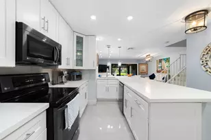 21160 N Juego Circle, Boca Raton, FL 33433 - Photo 5