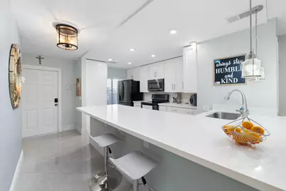 21160 N Juego Circle #13c, Boca Raton, FL 33433 - Photo 9
