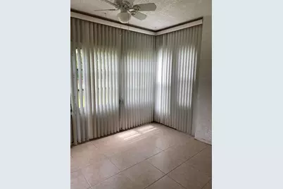 533 S Lakes End Drive #1, Fort Pierce, FL 34982 - Photo 9