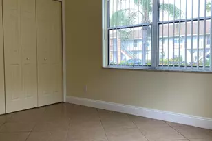 533 S Lakes End Dr, Fort Pierce, FL 34982 - Photo 21