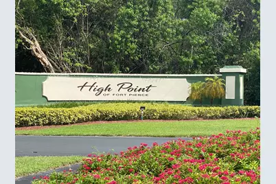 533 S Lakes End Drive #1, Fort Pierce, FL 34982 - Photo 3