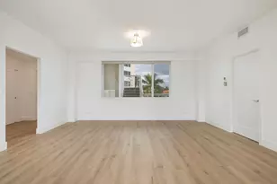 389 S Lake Dr, Palm Beach, FL 33480 - Photo 3