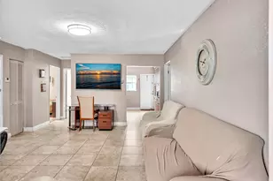 490 NE 51st St, Oakland Park, FL 33334 - Photo 21