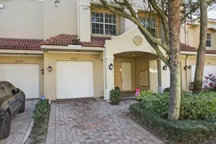 4511 Artesa Way S, Palm Beach Gardens, FL 33418 - Photo 1