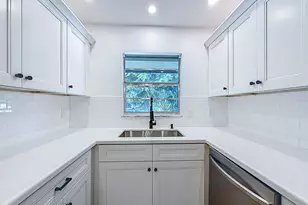 1000 NW 13th St, Boca Raton, FL 33486 - Photo 9