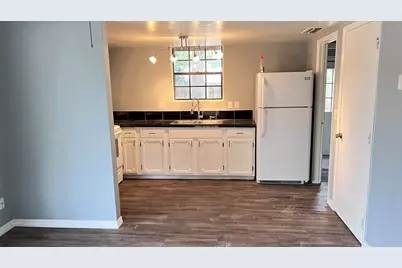 2066 54th Avenue, Vero Beach, FL 32966 - Photo 3