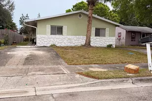 812 N 24th St, Fort Pierce, FL 34950 - Photo 1