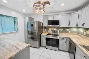 5852 Dream Ct, Fort Pierce, FL 34982 - Photo 5