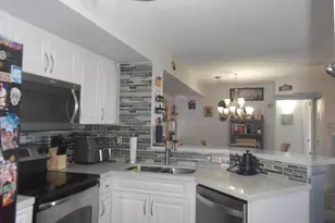 1000 Scotia Dr, Hypoluxo, FL 33462 - Photo 3