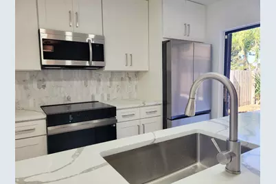 201 2nd Way, West Palm Beach, FL 33407 - Photo 3