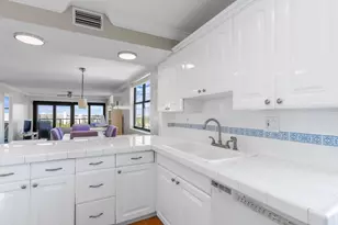 1401 N Riverside Dr, Pompano Beach, FL 33062 - Photo 11