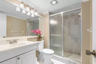 1401 N Riverside Dr, Pompano Beach, FL 33062 - Photo 17